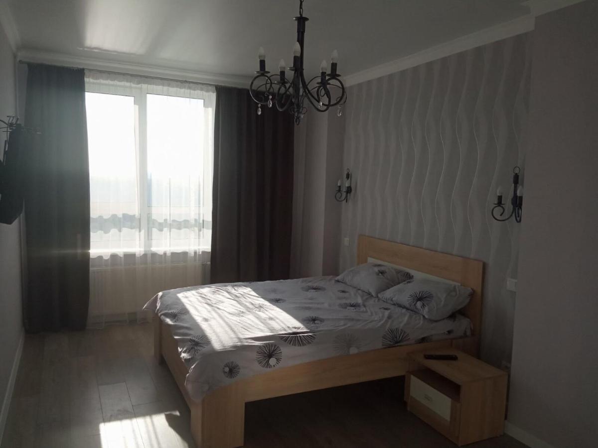 Люкс Апартаменты «Над Бугом» Khmelʼnytsʼkyy Extérieur photo